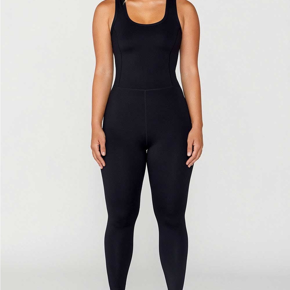 set active onyx sportbody sportysuit